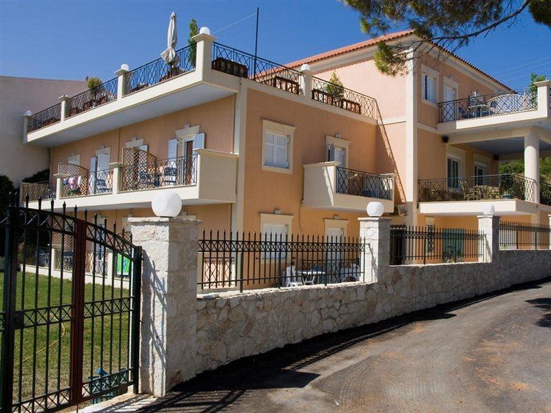 Lazaratos Hotel Kouvalata Dış mekan fotoğraf