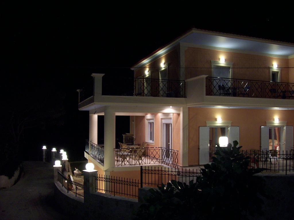 Lazaratos Hotel Kouvalata Dış mekan fotoğraf
