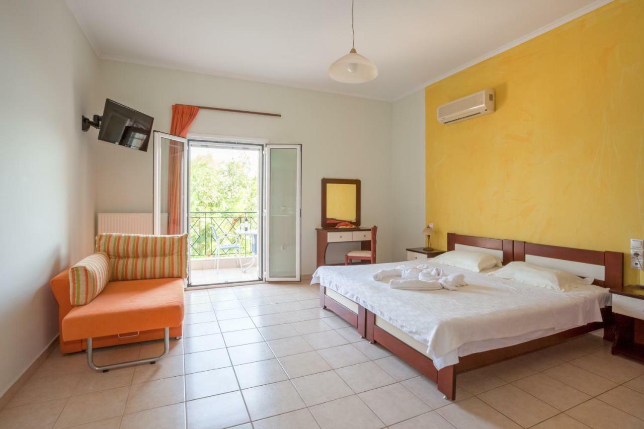 Lazaratos Hotel Kouvalata Dış mekan fotoğraf