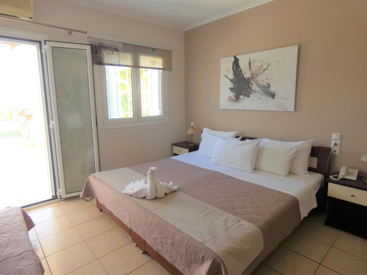 Lazaratos Hotel Kouvalata Dış mekan fotoğraf